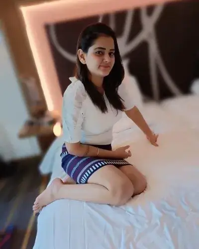 Escort Service In Pandariya